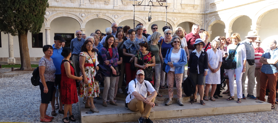 Reise Alcalà de Henares, Spanien Juni 2019; Innenhof der Universität